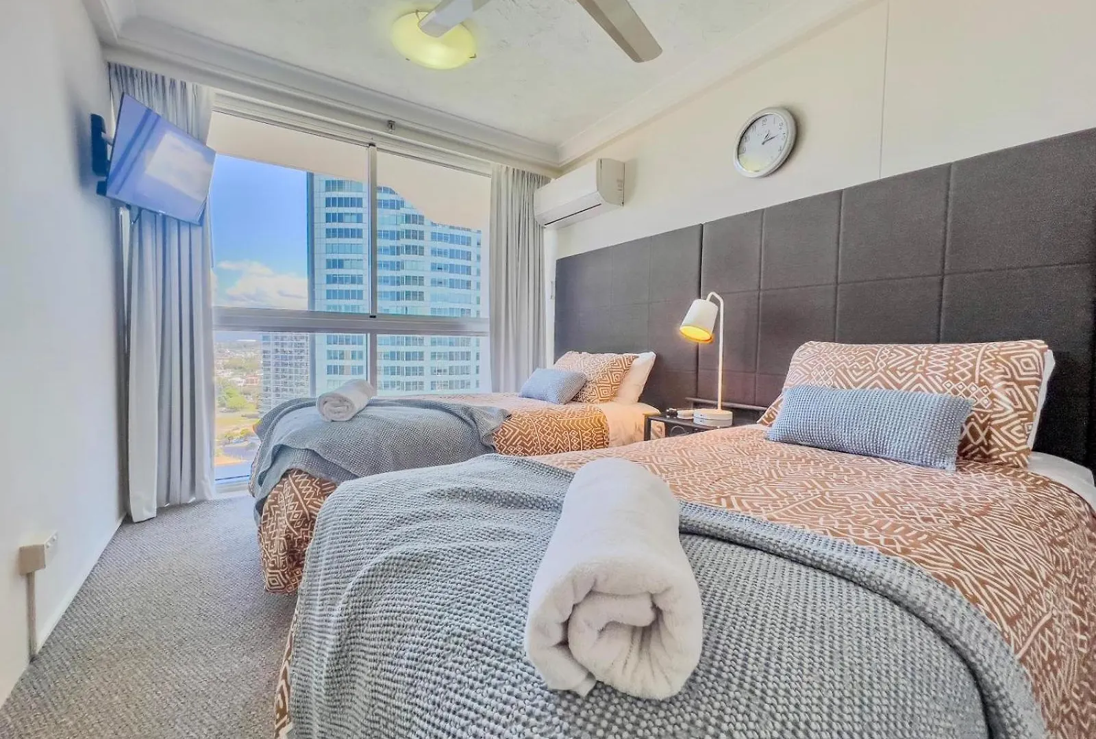 Endless Ocean Lv 19 Apartment Gold Coast