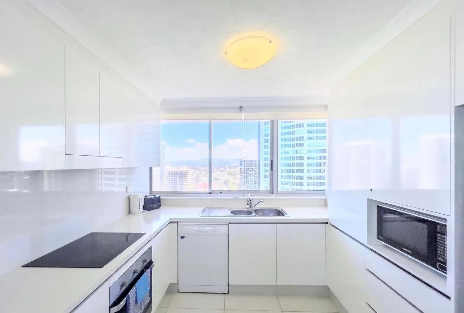 Endless Ocean Lv 19 Apartment Gold Coast